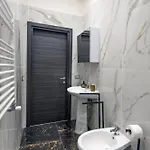 Гостевой дом Irooms Foria 215 4*