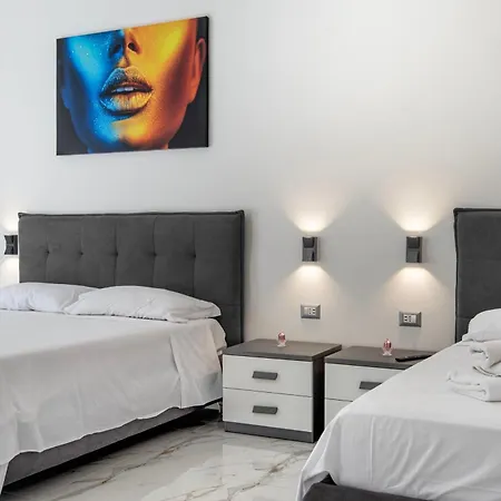 Irooms Foria 215 Konukevi Napoli