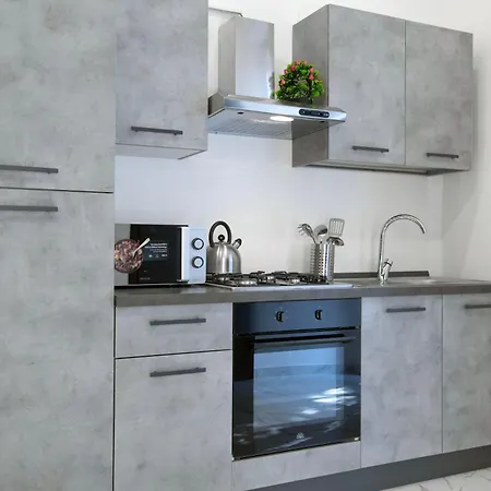 Irooms Foria 215 Konukevi 4*