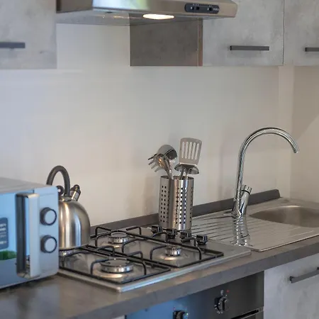 Irooms Foria 215 Konukevi Napoli