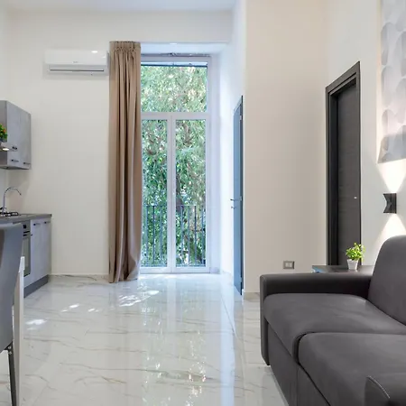 Irooms Foria 215 4* Napoli