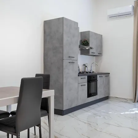 Irooms Foria 215 Konukevi