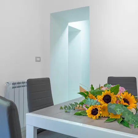Irooms Foria 215 Konukevi Napoli