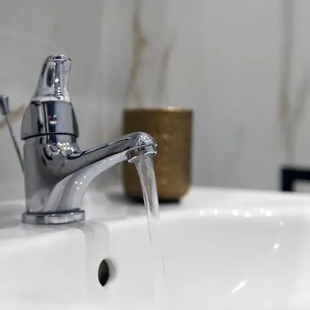 ゲストハウス Irooms Foria 215