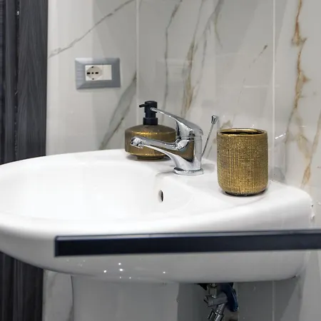 Irooms Foria 215 Guest house *